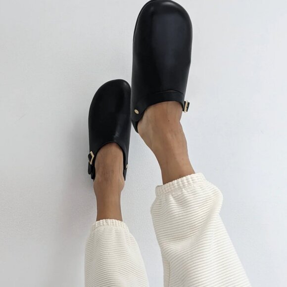 Beatrice Valenzuela Clog in Cypress (Size 9) - Picture 2 of 5